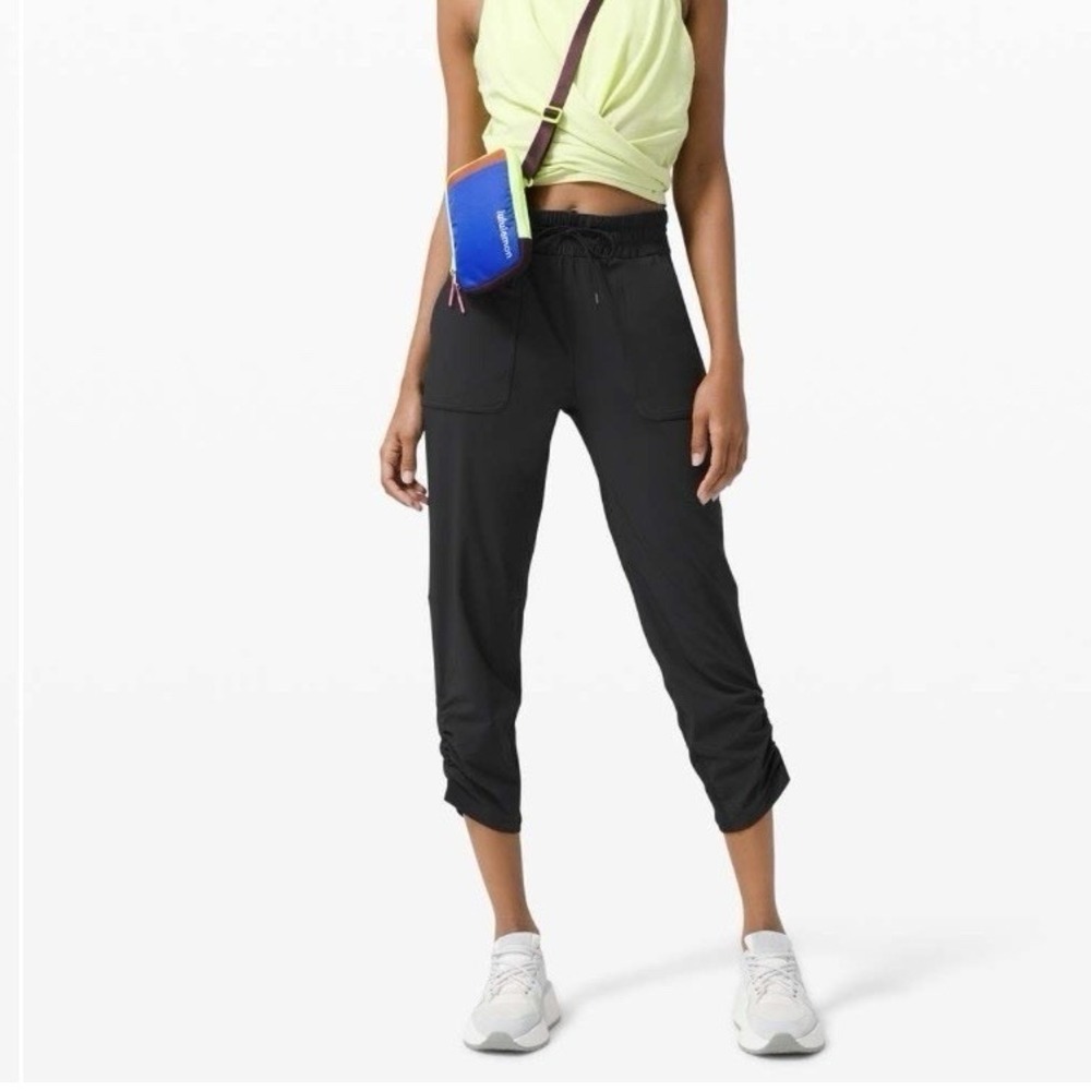 Lululemon Pants Beyond the Studio Crop Black Lightweight Athleisure Womens 4